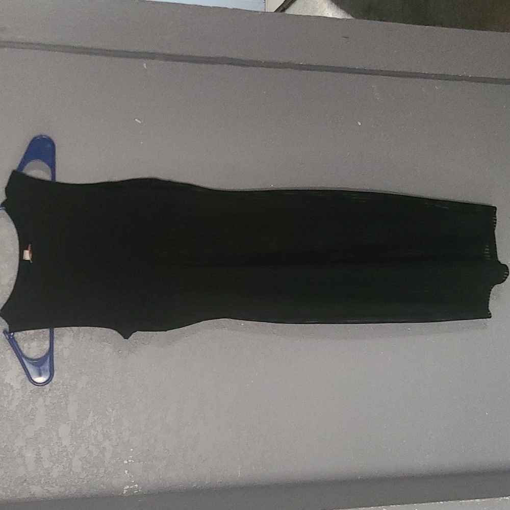 Black fitted dress